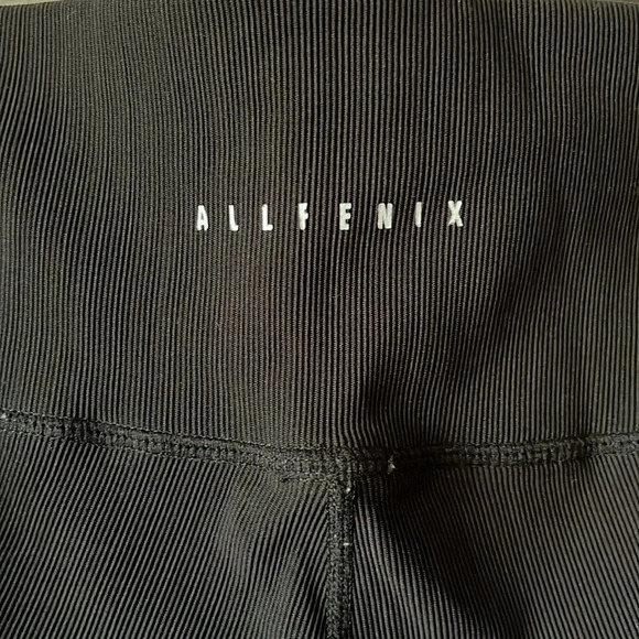 All Fenix Ribbed Black Biker Shorts Size Small - Picture 4 of 5